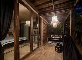 LA PLAGE HOTEL