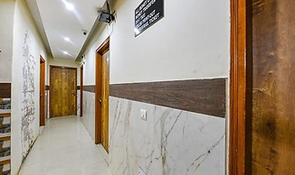 FabHotel Shanti Stay