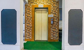 Fabhotel Grandeur