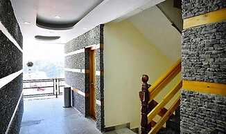 Fabhotel Whistling Winds