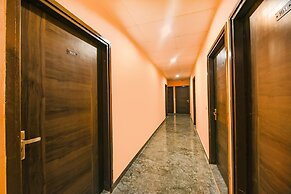 FabHotel Royal Discovery