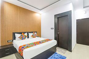 Fabhotel Paras