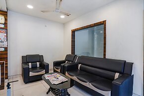 Fabhotel V Grand