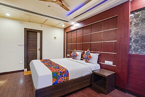 Fabhotel Golden Way