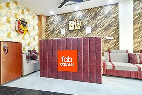 FabHotel Devs Inn