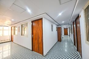 Fabhotel Ice Berg