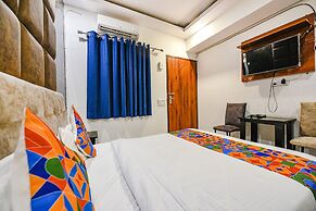 Fabhotel Ice Berg
