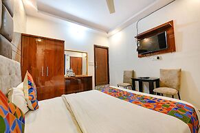 Fabhotel Ice Berg