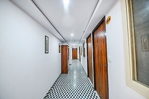 Fabhotel Ice Berg