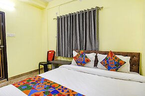 Fabhotel Dishan Plaza