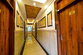 Fabhotel 4 Seasons