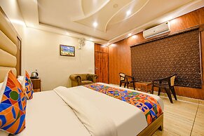 Fabhotel 4 Seasons