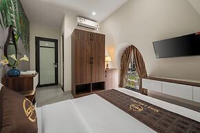 BIG HOTEL