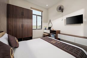 BIG HOTEL