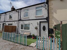 2 Stoneleigh Cottage