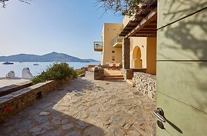Ochre Dream Beach & Sunset villa Naousa