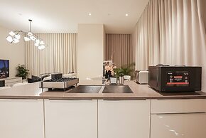 Luxe Living - Spacious 2BR - Marina Gate