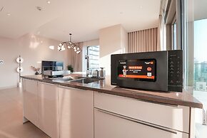 Luxe Living - Spacious 2BR - Marina Gate