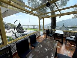 Hotel Nuri's Mountain Glow