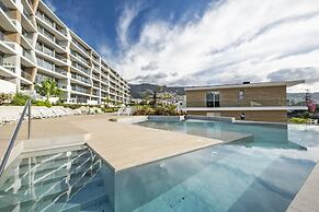 Panoramic Pearl by Homie