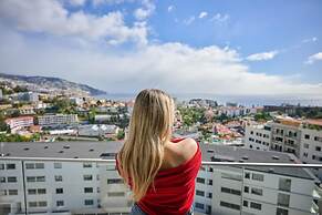Panoramic Pearl by Homie