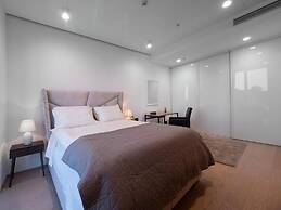 One bedroom apartment-Sea&Old Town view
