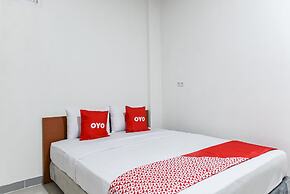 OYO 93503 Lotte Residence