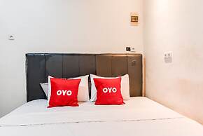 OYO 93503 Lotte Residence