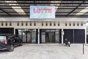 OYO 93503 Lotte Residence