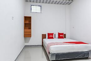 OYO 93503 Lotte Residence