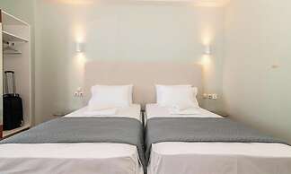 Room in Guest Room - Girogiali Beach Hotel