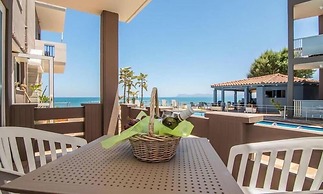 Room in Guest Room - Girogiali Beach Hotel
