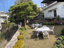 Hotel Mansarovar