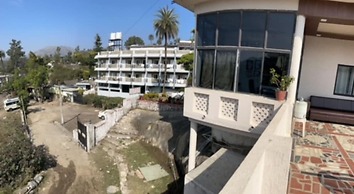 Hotel Mansarovar