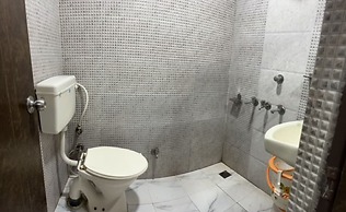 Hotel Mansarovar