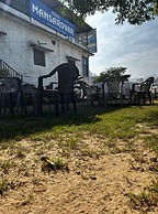 Hotel Mansarovar