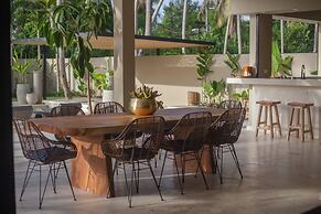 Coconuts Beach House