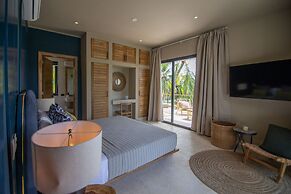Coconuts Beach House