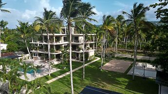 Coconuts Beach House
