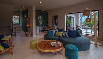 Coconuts Beach House