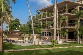 Coconuts Beach House