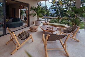 Coconuts Beach House