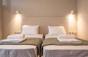 Room in Guest Room - Girogiali Beach Hotel