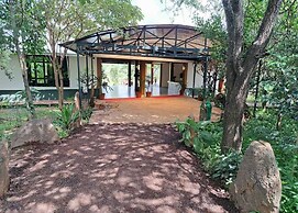 Iretet Mara Lodge