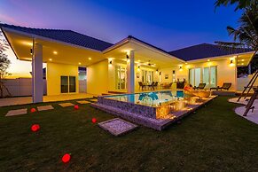 Private Modern 3 Bedroom Pool Villa- AV1