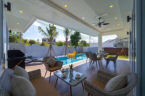 Private Modern 3 Bedroom Pool Villa- AV1