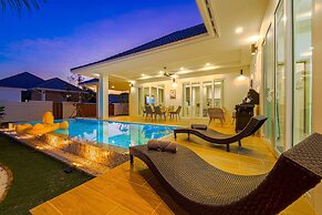 Private Modern 3 Bedroom Pool Villa- AV1