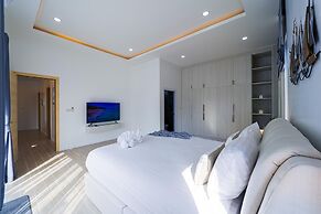 Private Modern 3 Bedroom Pool Villa- AV1
