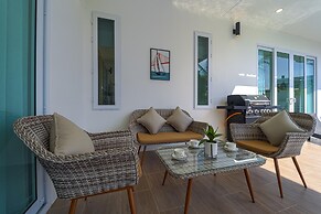 Private Modern 3 Bedroom Pool Villa- AV1