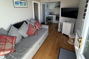 Modern One Bedroom Chalet With Central Heating